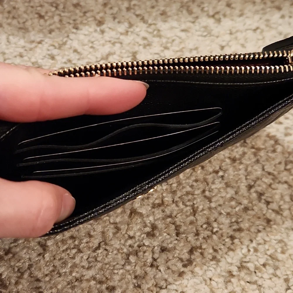 Chanel thin wallet - Picture 6 of 8